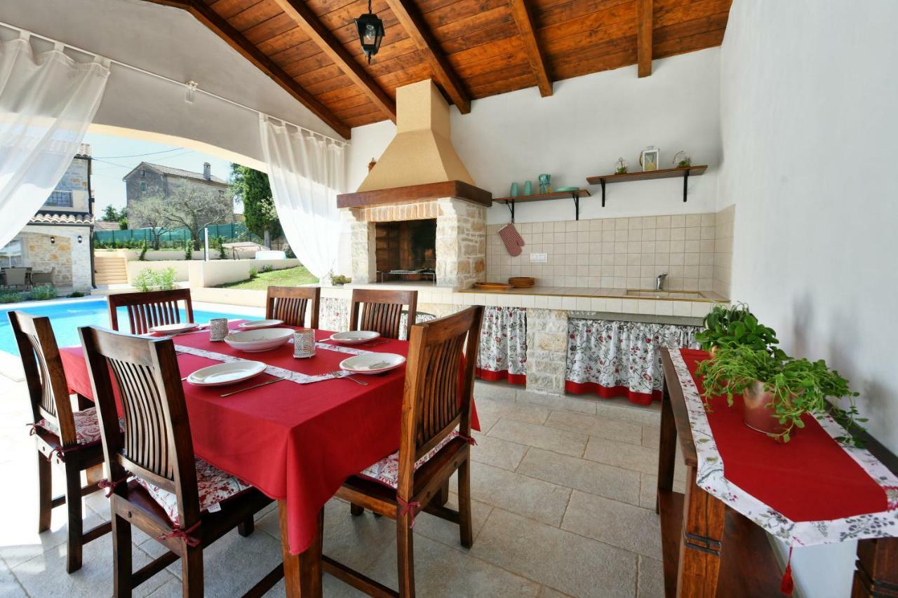 Villa Emilia Vižinada Kültér fotó